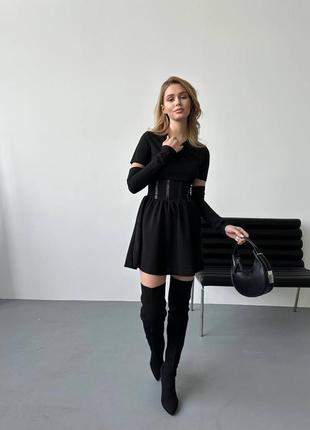 Платье короткое чёрное однотонное с кожаными вставками с рукавами качественная стильная трендовая с перединками7 фото