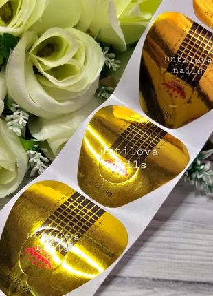 Форми для нарощування нігтів