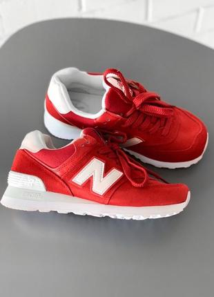 Кроссовки красные new balance