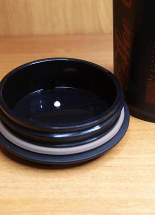 Термос-кружка coffee cup з кришкою-поїлкою 390 мл нержавіюча сталь. термокухоль з ковзним дном + ремінець6 фото