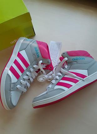 Фірмові кросівки хайтопы adidas р-р31(19см)оригінал.розпродаж!!!