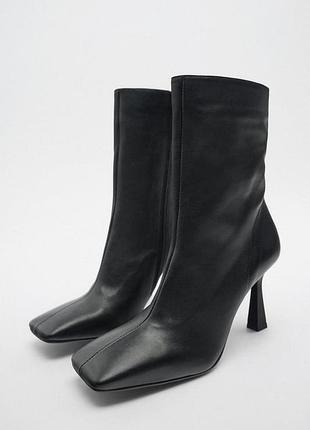 Кожаные ботильоны zara, черного цвета