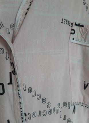 Пижама нежно розового оттенка с надписями victoria's secret10 фото