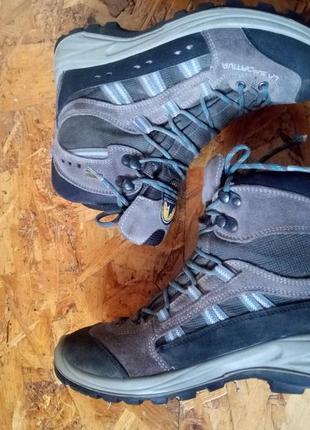Трекингові зимові не промокні на мембрамі ботінки черевики la sportiva trekking gore-tex3 фото