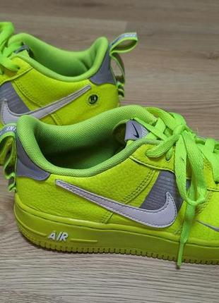 Оригинальные кроссовки nike air force 1 utility volt 22 фото