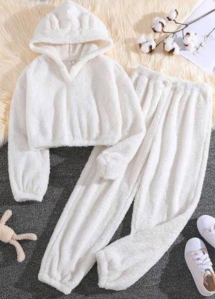 Тепленька піжама в різних кольорах