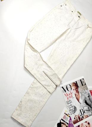 Джинси жіночі скінні білого кольору в різнокольорову крапинку з середньою посадкою від бренду lola paris 363 фото