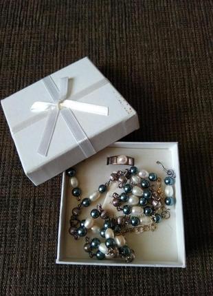 Набір прикрас з перлами в подарунковій упаковці2 фото