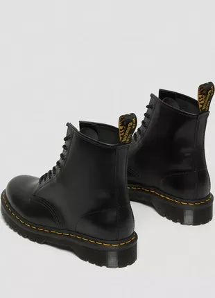 Ботинки сапоги dr. martens 1460 bex smooth leather lace up boots черная кожа3 фото