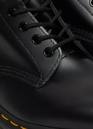 Ботинки сапоги dr. martens 1460 bex smooth leather lace up boots черная кожа7 фото