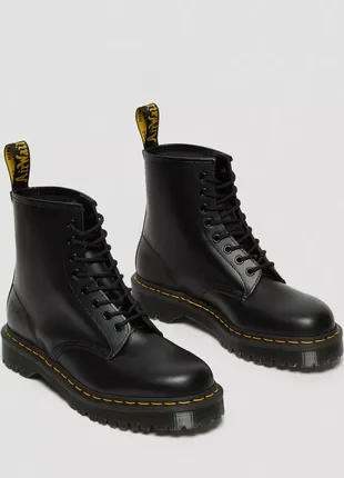 Ботинки сапоги dr. martens 1460 bex smooth leather lace up boots черные кожа7 фото