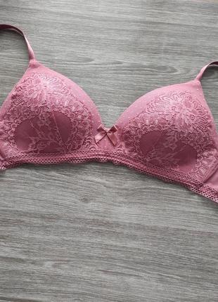 Красивый бюстгальтер hunkemoller