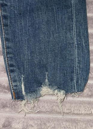 Рваные джинсы скинни zara 34 (xs) оригинал испания женские со средней посадкой скини7 фото
