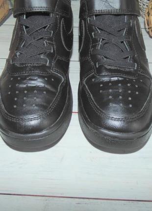 Стильні шкіряні кросівки nike court borough low4 фото