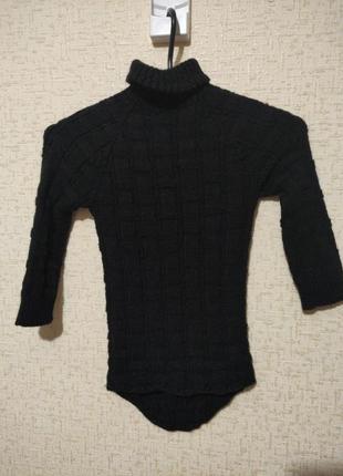 Детский свитер с удлиненной спинкой. ручная работа