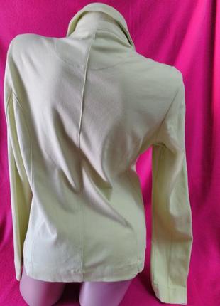 Салатовий трикотажний жіночий піджак, рр.36,383 фото