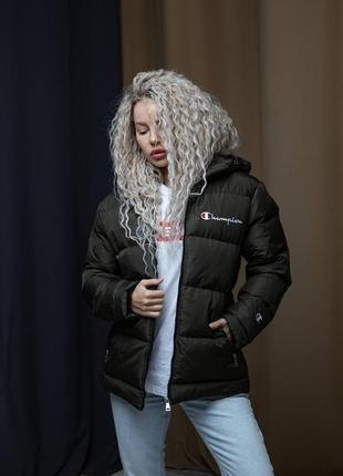 Женский хаки пуховик champion