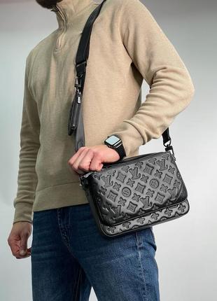 Мужская сумка louis vuitton trio messenger black embossing leather