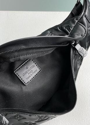 Мужская бананка louis vuitton bumbag black embossing leather6 фото