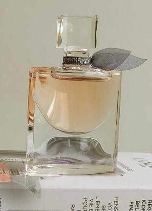 Набор lancome миниатюр с парфюмированной водой la vie est belle и тушью для ресниц hypnose4 фото
