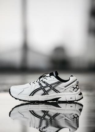 Кроссовки asics