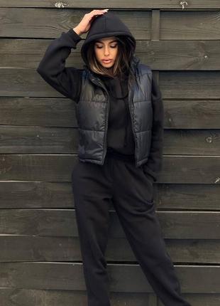 Костюм трійка жилетка спортивний комплект на флісі кофта кенгуру з капюшоном худі штани джогери безрукавка теплий чорний сірий коричневий