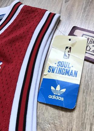 Колекційна баскетбольна джерсі adidas chicago bulls6 фото