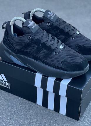 Кросівки від бренду adidas