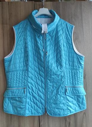 Новая жилетка стеганая
