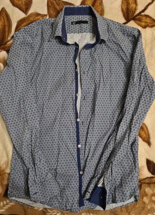 Мужская рубашка с рисунком темно-синего цвета6 фото