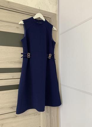 Платье качественное темно синее в новом состоянии