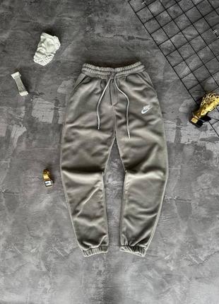 Чоловічі спортивні штани найк з полару / брендові спорт штани nike на осінь - зиму