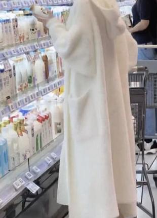 Білосніжний кардиган