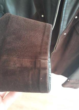 Стильная кожаная куртка с замшевыми вставками. размер м. натуральная кожа5 фото