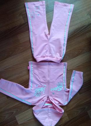 Спортивный костюм на девочку