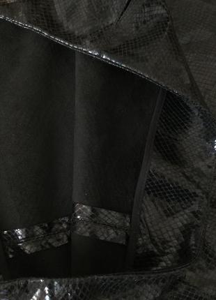 Шикарная бюка а-силуэта со змеиным принтом экокожа5 фото