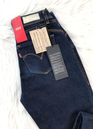 Синие джинсы скини levi’s3 фото