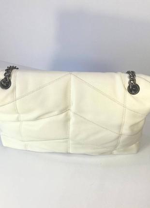 Yves saint laurent жіноча сумка м'яка з ремінцем шкіряна біла6 фото
