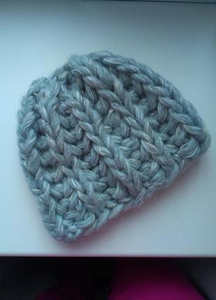 Шапка крупной вязки