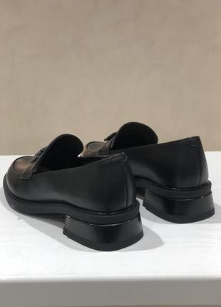 Слиперы кожаные женские черные элегантные туфли на низких каблуках 18j1736-06d-6365 brokolli 33042 фото