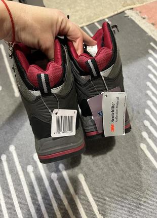 Трекінгове взуття 37р