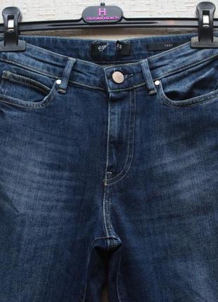 Женские  рваные  джинсы guess4 фото