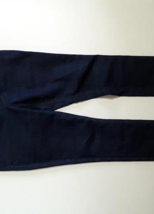 Фірмові джинси