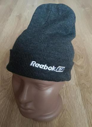 Reebok. шапка