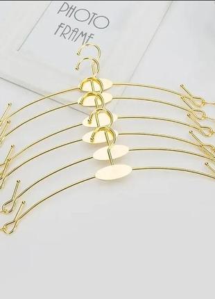 Вішалки плічка тремтить (біля) для спідньої білизни, купальників, трусів із прищіпками металеві, золоті