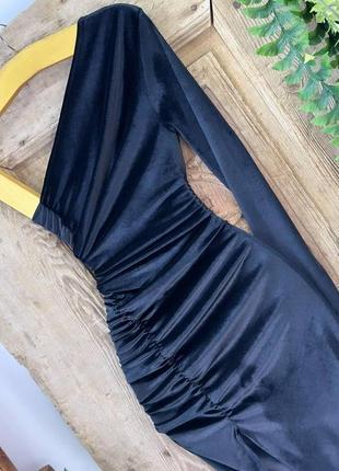Жіноче ошатне велюрове плаття оригінального крою розміри 42-483 фото