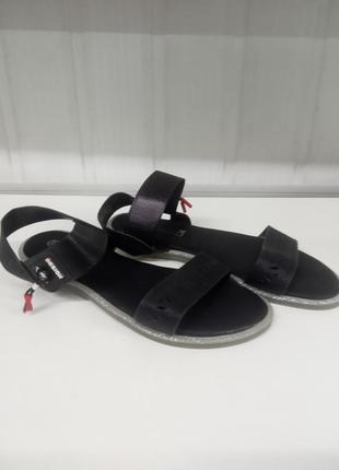 Босоножки женские. с-4965. размеры:36,37,38,39,40,41. цена 400 грн.