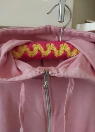 Розовая кофта,с капюшоном м.л 3