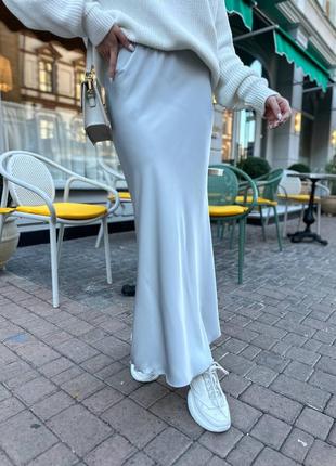 Шовкова спідниця сіра