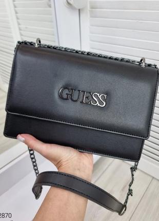 Маленькая черная сумка через плечо